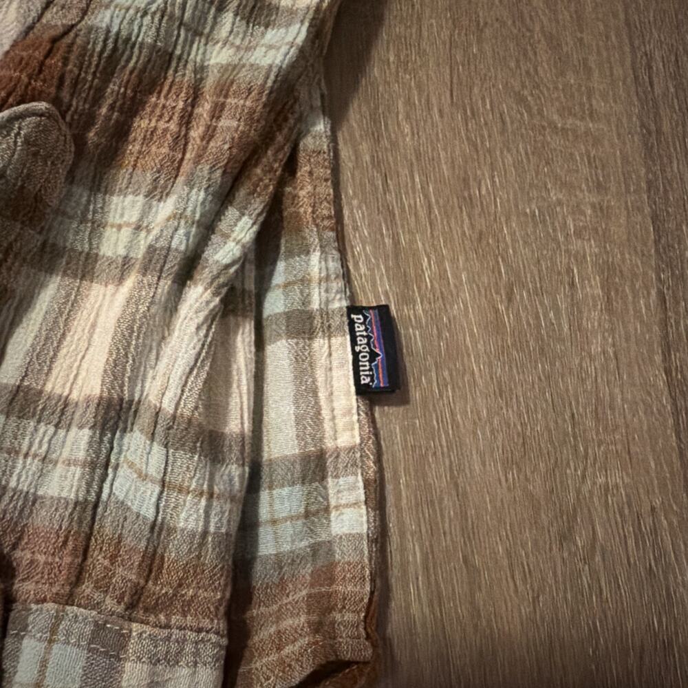 Patagonia Organic Cotton Button Shirt Men's Large Blue Brown Plaid Preppy Causal - Picture 8 of 9